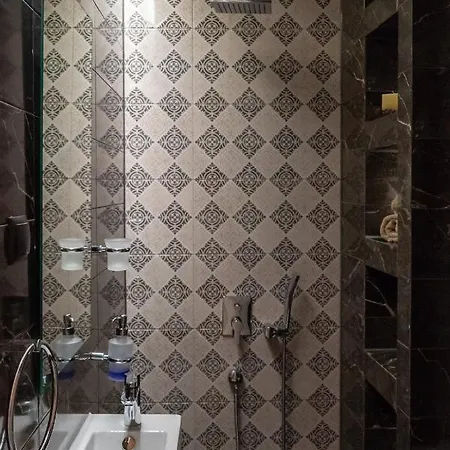 Center Luxury Apartment Volos
