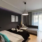 Center Luxury *