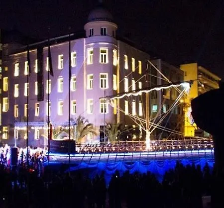 Center Luxury * 沃洛斯