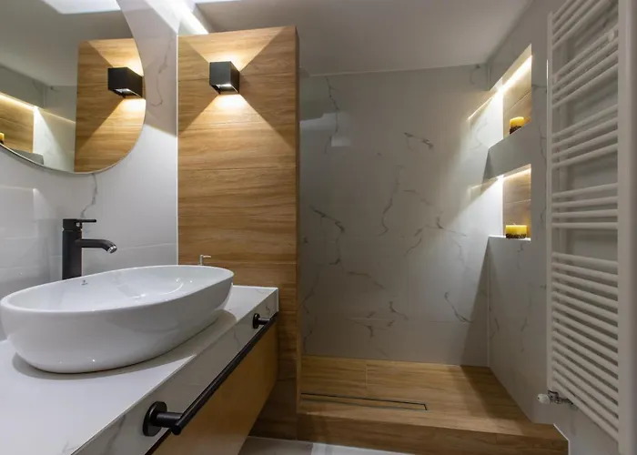 Апартаменты Center Luxury *